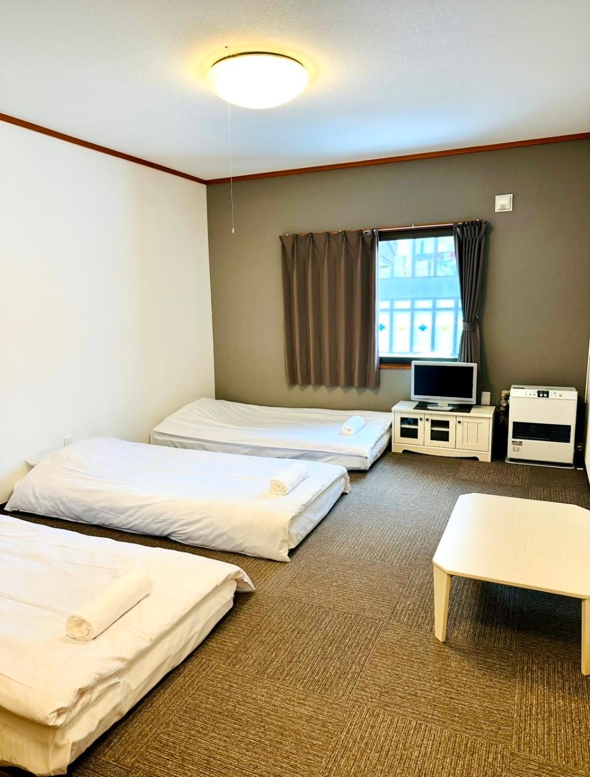 Pension Berg Niseko Exterior photo