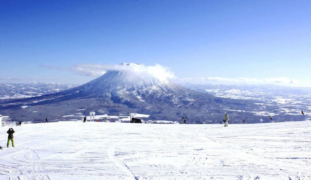 Pension Berg Niseko Exterior photo